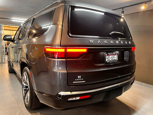 Jeep Wagoneer 2023