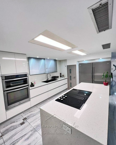 En Venta Con Financiamiento Penthouse Dúplex 349 M² Urbanización El Bosque, Maracay, Aragua