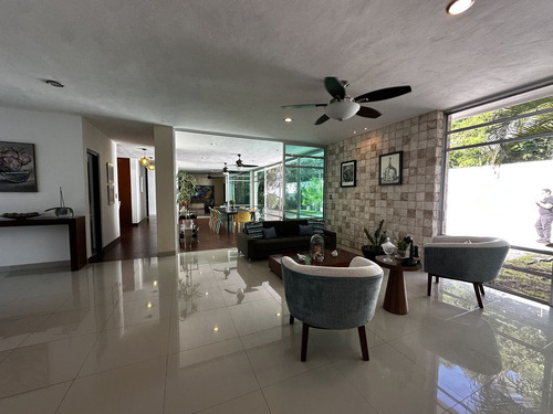 Casa En Venta En Cholul De Una Planta.