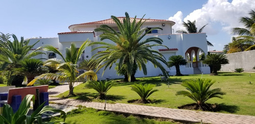 For Sale Villa Frente  A La Costa En Matanza Bani Con 16 Tareas 