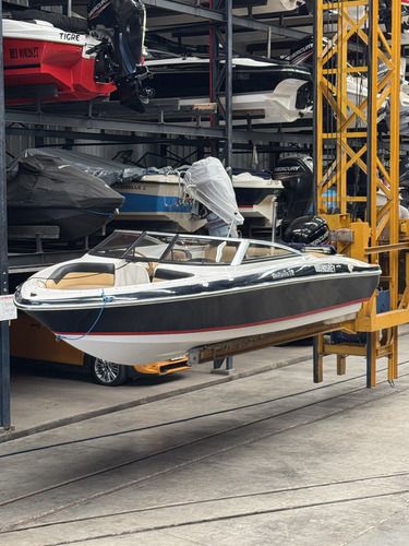 Lancha Eclipse E19