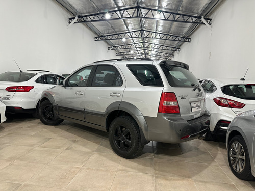 Kia Sorento 2.5 Crdi Ex 4x4 At 140cv