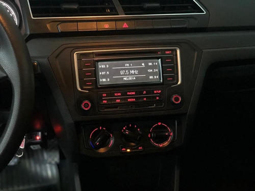 Volkswagen Voyage 1.6 Msi Total Trendline 2018