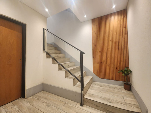Venta Departamento Ph 2 Ambientes Caseros Terraza