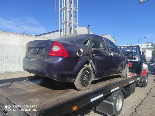 Ford Focus Trend Chocado 2.0 16v
