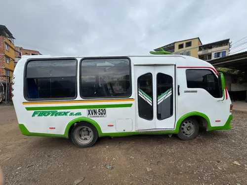 Buseta Flotax Nkr 2005