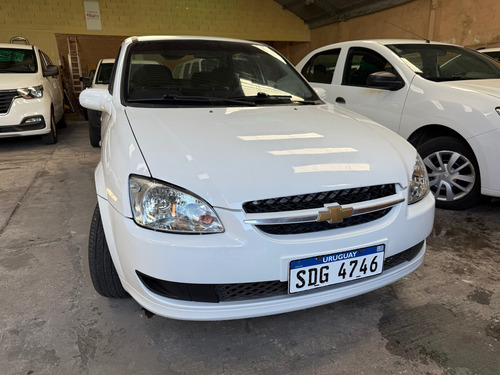 Chevrolet Corsa Full Año 2014