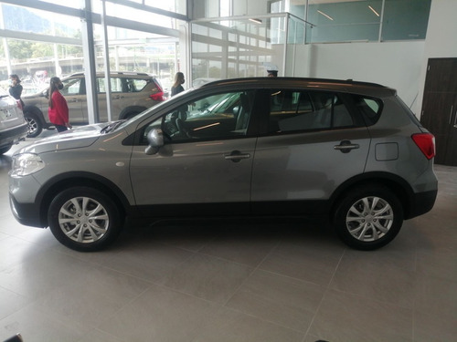 Imagen 8 de 13 de Suzuki S-cross