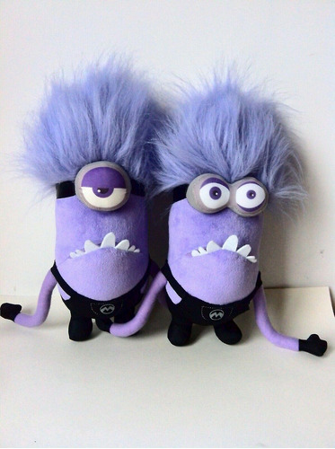 Muñeca De Peluche G, Color Morado, De La Colección Minions,