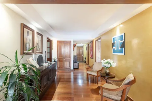 Apartamento En Venta En El Chicó. Cod V19948