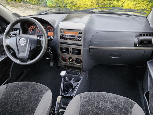 Imagen 7 de 12 de Dodge Forza