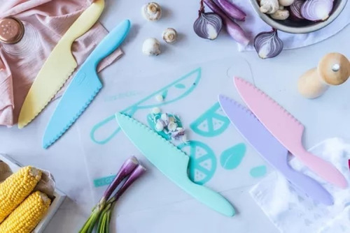 Imagen 5 de 5 de Cuchillo De Plástico Para Vegetales Colores Pastel Facila