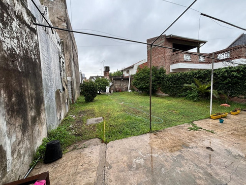 Terreno En Venta En Castelar