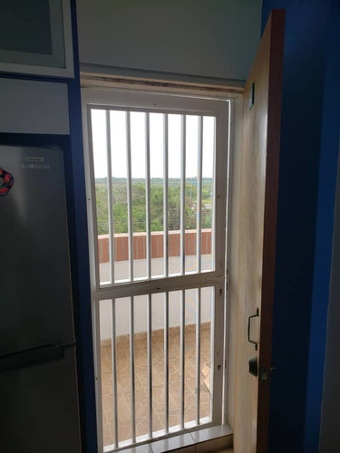 Imagen 4 de 10 de Apartamento En Puerto Esmeralda En Venta. Higuerote