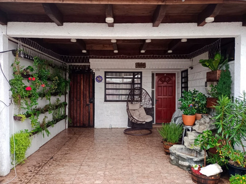 Casa En Sector Piedra Roja Quilicura