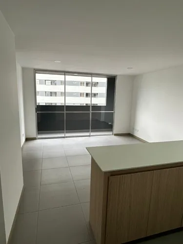 Vive En Las Alturas Con Estilo Y Confort Apartamento En Urbanity,