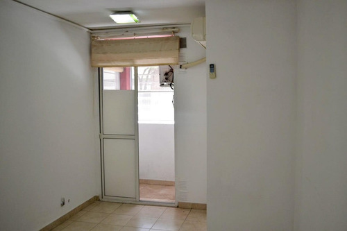 Imagen 9 de 18 de Departamento 1 Dormitorio - Planta Baja - Abasto