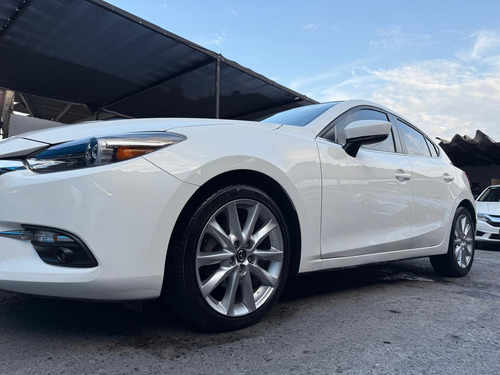 Mazda Mazda 3 2.5 S Grand Touring Hchback At