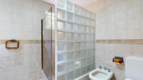 Casa Villa Elisa, 4 Dormitorios, Escritorio, 2 Baños.calefac