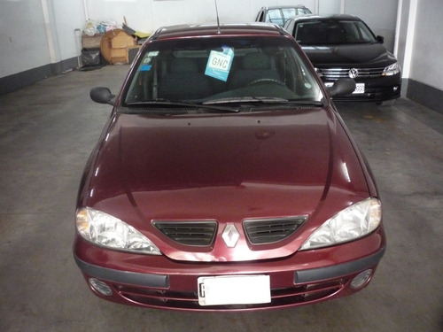 Imagen 6 de 13 de Renault Megane 1,6 5 Ptas Full Gnc Impecable