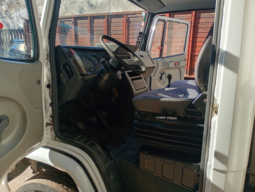 Mercedes Benz 710plus Único Dueño, Impecable