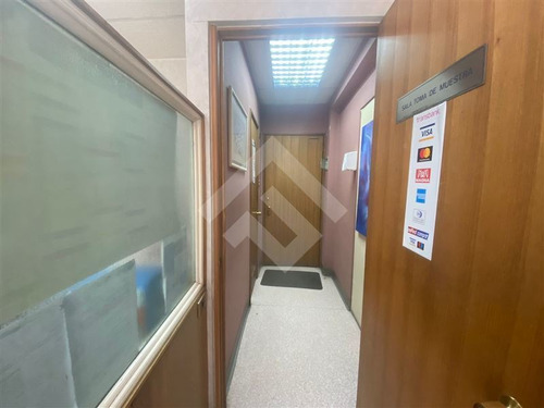 Imagen 5 de 12 de Venta Oficina Providencia La Concepción 2 Baños, Patio