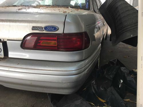 Imagem 5 de 14 de Ford Taurus Lx