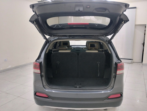 Kia Sorento 3.3 V6 24V 270cv 4x2 Aut.