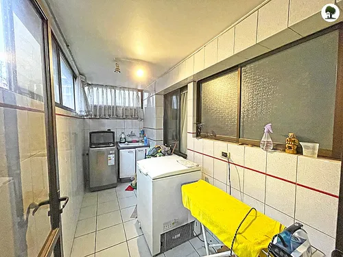 Burgos/ Renato Sanchez