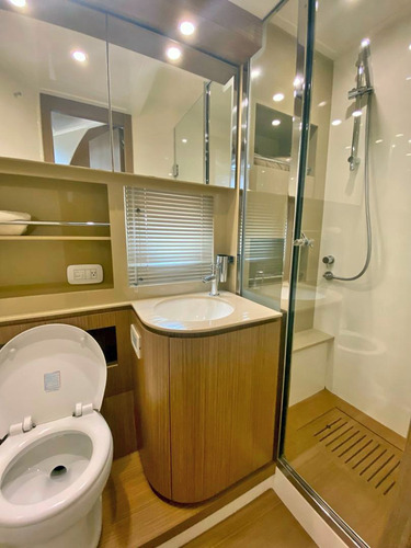 Yate Azimut Atlantis 50 Lv3000
