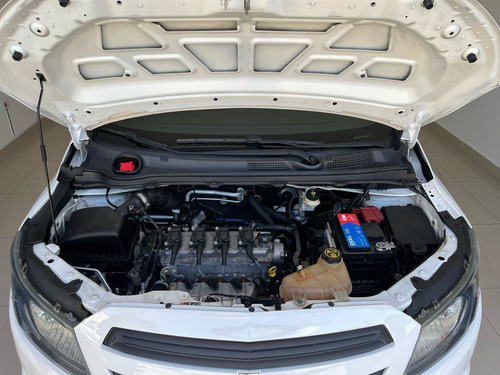 Chevrolet Onix 1.0 Joy 5p