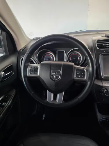 Dodge Journey 2.4 Sxt 7 Pasajeros Plus At