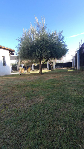 Amplia Casa Semi Privado Calle Sanchez Gllen