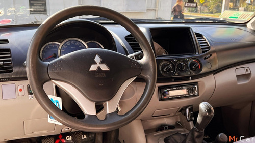 Imagen 19 de 25 de Mitsubishi L200 Katana 4x4
