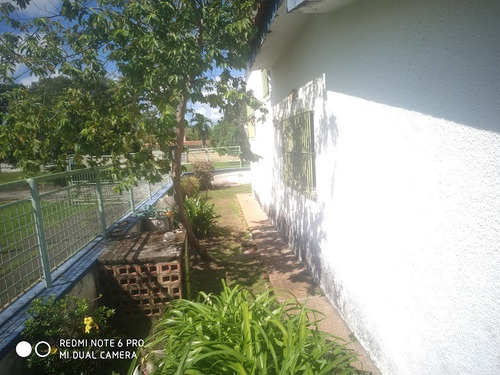 Imagen 18 de 26 de Se Ofrece En Venta Linda Y Amplia Casa En Higuerote Ciudad Balneario