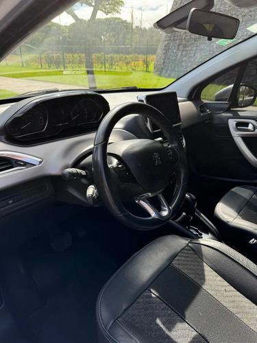 Peugeot 208 1.6 Feline