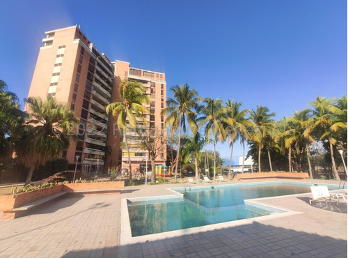 Apartamentos En Venta Nueva Segovia Con Ascensor Privado El Conjunto Cuenta Con Piscina Canchas Parque Infantil Planta Electrica Zona Este Lara Daniela Linarez