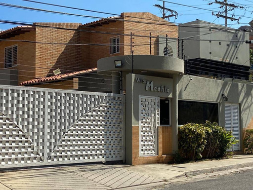 Venta De Townhouse En Mañongo Residencias Villas Menhir 165mtrs