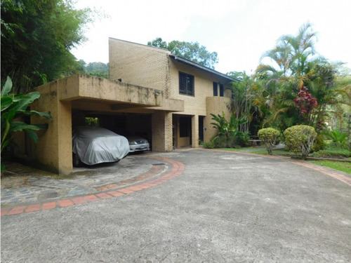 Casa En Venta Urb. Monteclaro Laguna