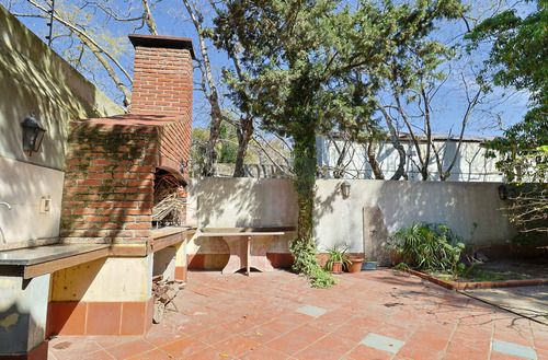 Orden De Vender! Hermoso Padrón Único Sobre Av. J. Suarez, Actualizada, Gran Terreno.