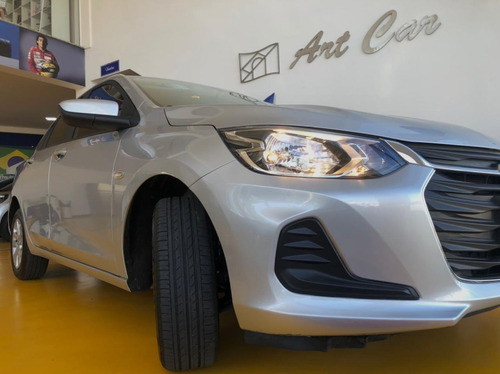 Imagem 4 de 11 de Chevrolet Onix Plus 1.0 Lt 4p Sedã