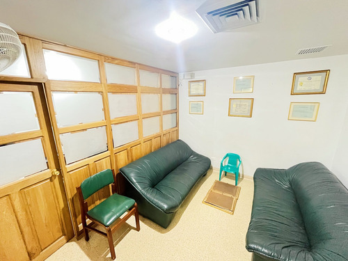 Imagen 2 de 13 de Venta Consultorio Medico Clinica Clofan