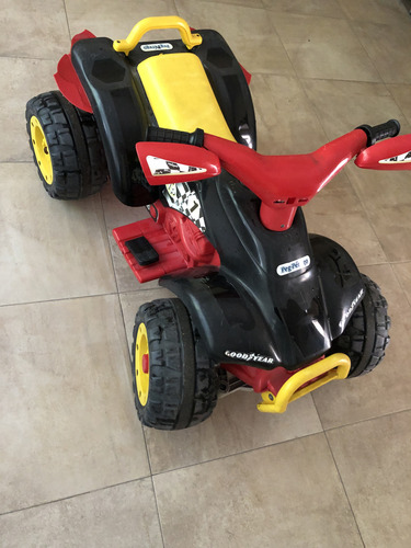 Cuatriciclo A Bateria Infantil (Usado)