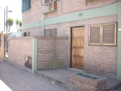 Departamento En Venta De 2 Ambientes, Zona San Justo Rivera Indarte  Y Salta