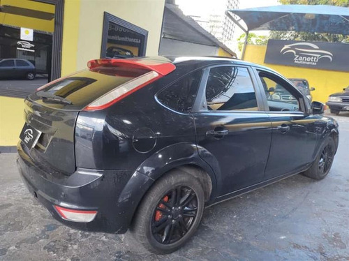 Ford Focus Hatch Ghia 2.0 16v Duratec (aut) Gasolina Autom