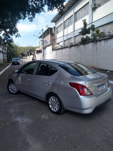 Nissan Versa 2017 1.0 12v S 4p
