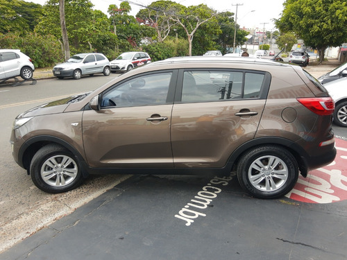 Imagem 9 de 13 de Sportage Lx 2.0 16v 4x2 (aut)(p.374)
