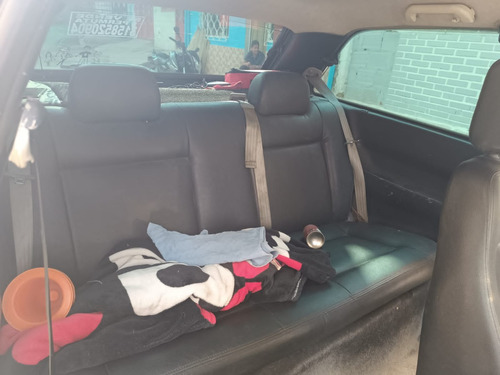 Volkswagen Gol 1.8 Basico