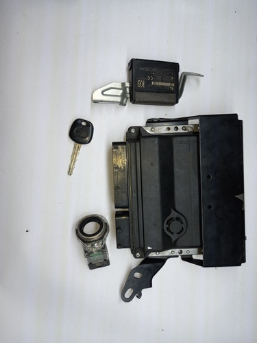 Computadora Toyota Hiace Kit Completo (Usado)