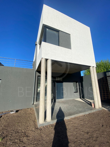 Casa En Venta - Tandil - Martín Fierro Al 600